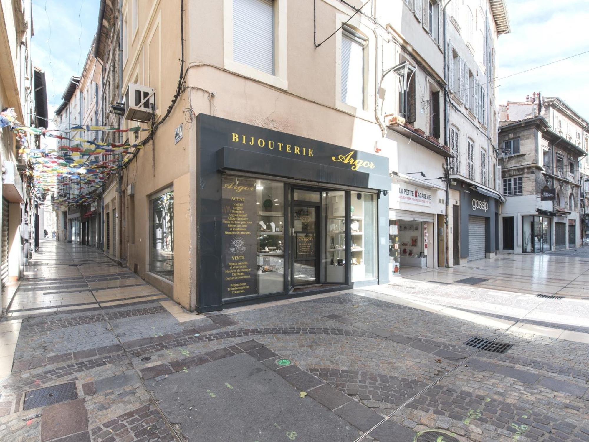 Charme Au Coeur D'Avignon Apartamento Exterior foto