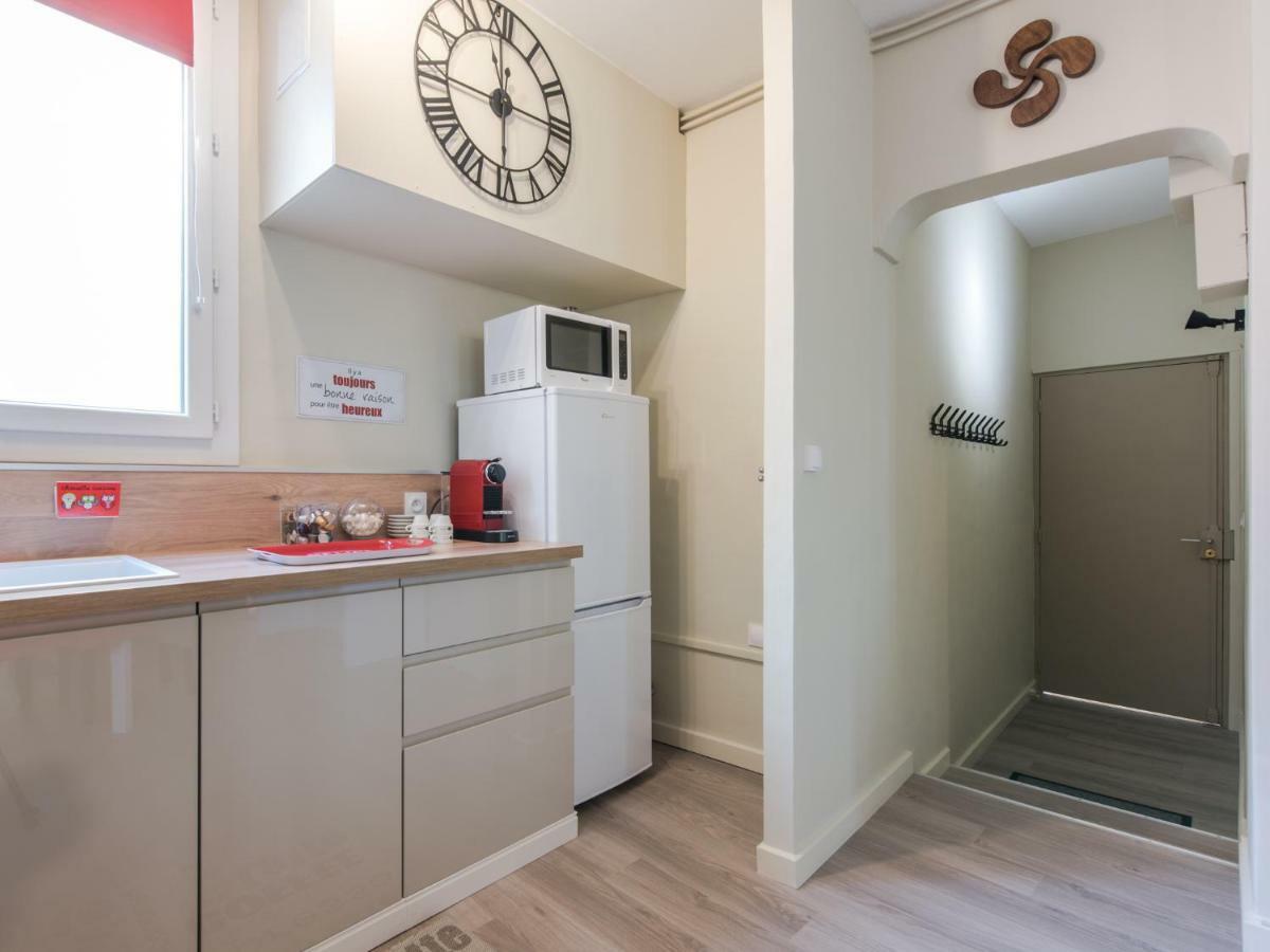 Charme Au Coeur D'Avignon Apartamento Exterior foto